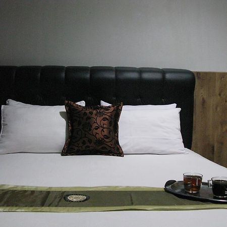 Onyx Residence Giacarta Esterno foto